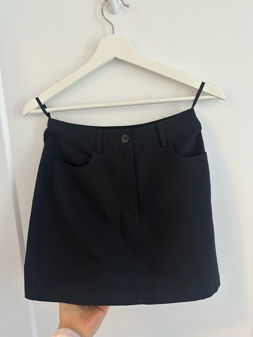 Henne Black Mini Skirt